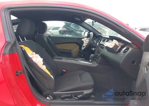 2014 Ford Mustang V6 from USA, damaged, VIN 1ZVBP8AM1E5265893